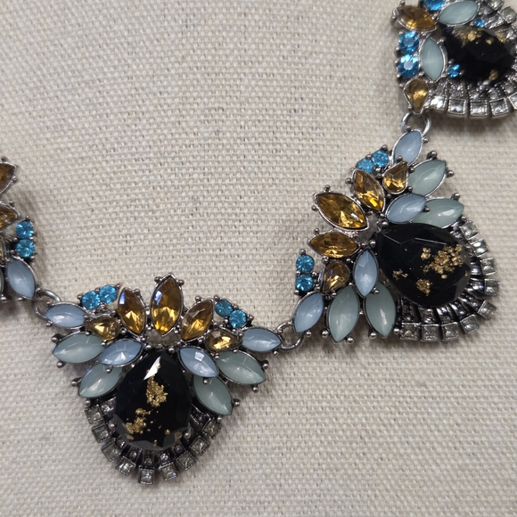 BOGO💖Multicolor Gem Statement Necklace - Picture 2 of 5